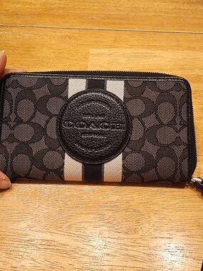 Coach Dempsey Large Phone Wallet in Signature Jacquard with Stripe & Coach Patch